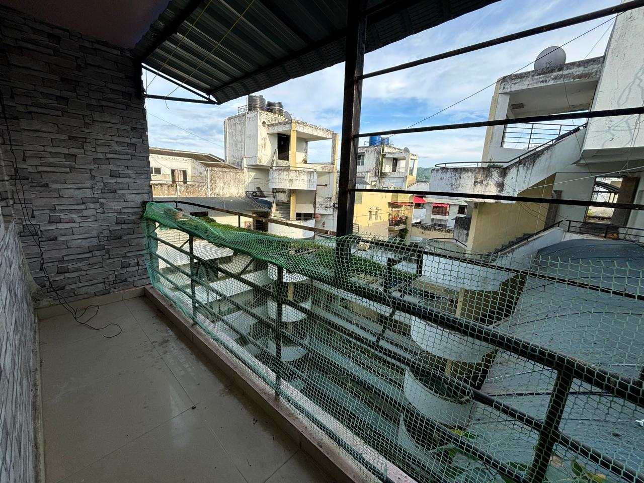 Unfurnished 4bhk in Baghorbori Rd, Bagharbari, Guwahati, Assam, India for Rent